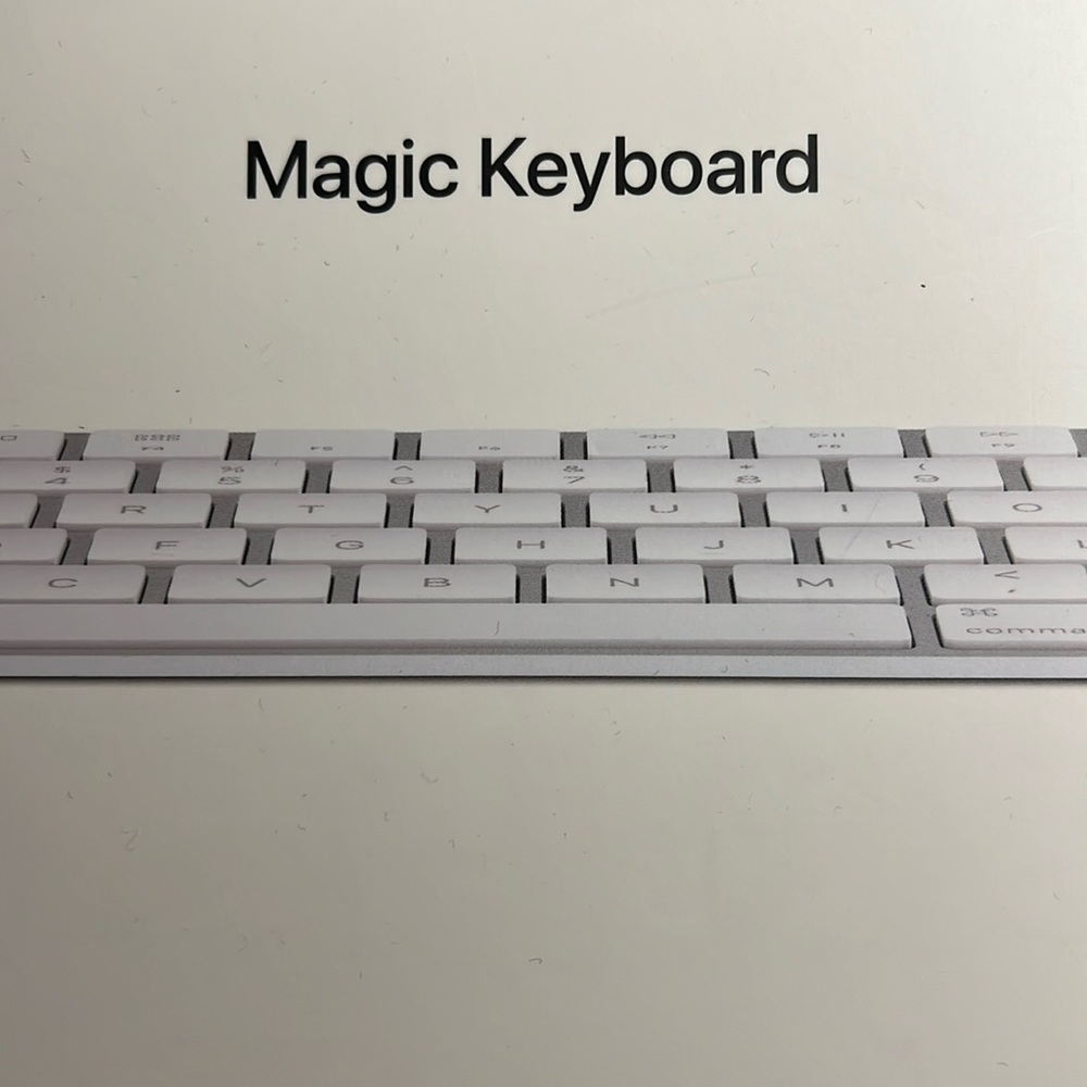 Apple Magic Keyboard in excellent condition